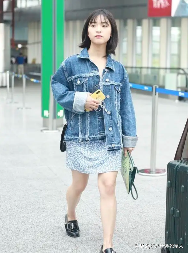 古装女星施法姿势，关晓彤是“五毛钱特效”，杨幂被赞演技爆棚！_腾讯新闻