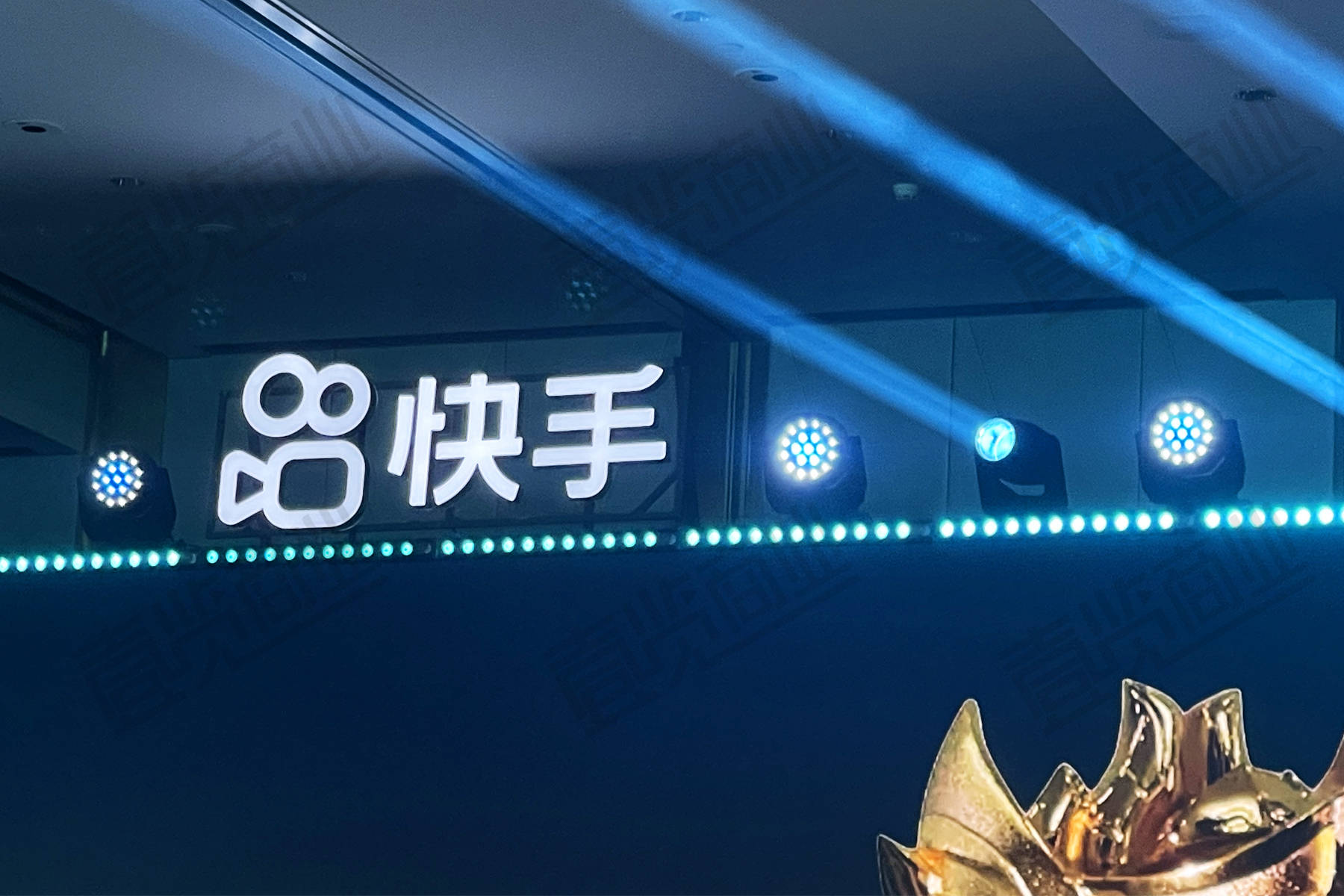 ks快手代网站刷业务平台，刷业务快手最快平台，快手作品免费刷播放的简单介绍