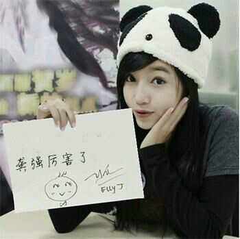 qq名片赞100个_名片赞在线刷免费领1万赞蘑菇网